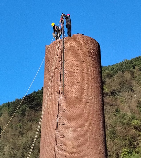 北京煙囪拆除公司:技術(shù)精湛,實現(xiàn)高效精準拆除