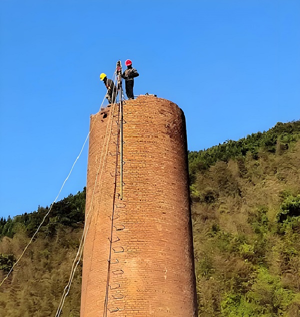 煙囪拆除專業(yè)方案才是安全高效的關(guān)鍵！