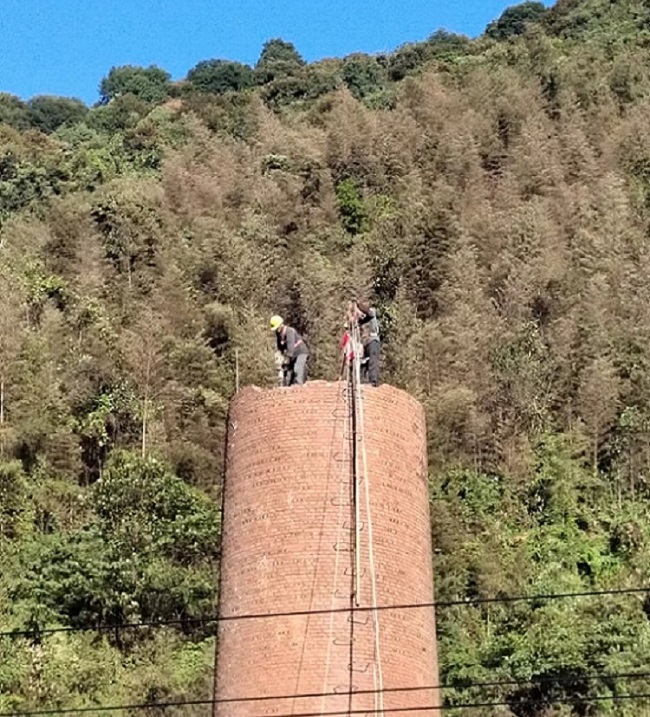 黔東南鍋爐煙囪拆除如何專業(yè)安全拆除？答案在這里！